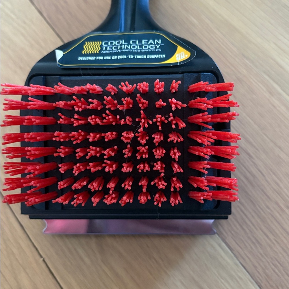 Char-Broil Cool Clean Nylon Grill Brush - Picture 4 of 5